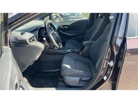 Toyota Corolla TS 1.8 HSD Executive, снимка 12