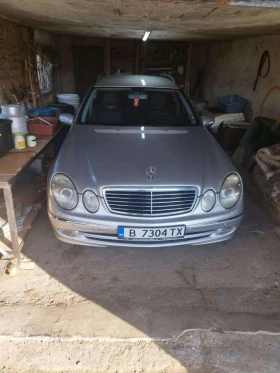 Mercedes-Benz E 320 320 , снимка 12