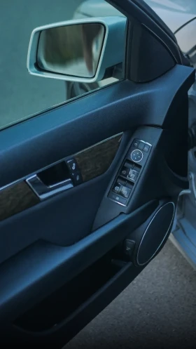 Mercedes-Benz C 220 - 14400 лв. - 93001931 13
