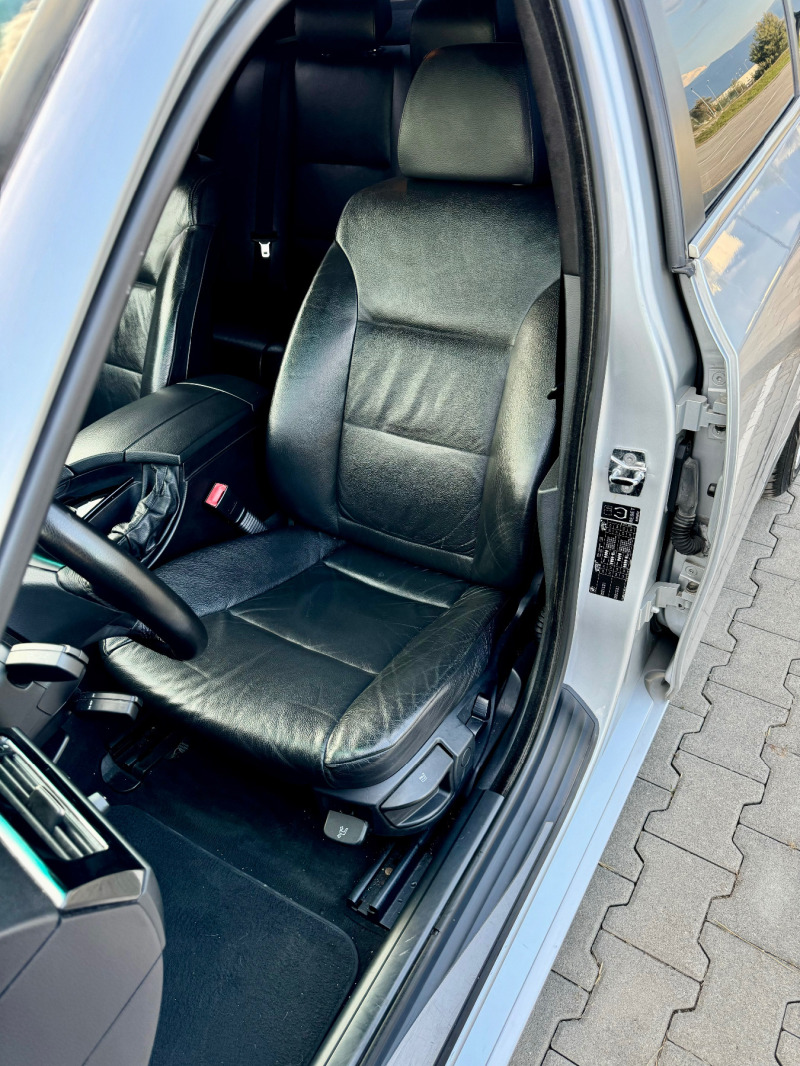 BMW 525 Automatic/Xenon/euro4, снимка 13 - Автомобили и джипове - 46486746