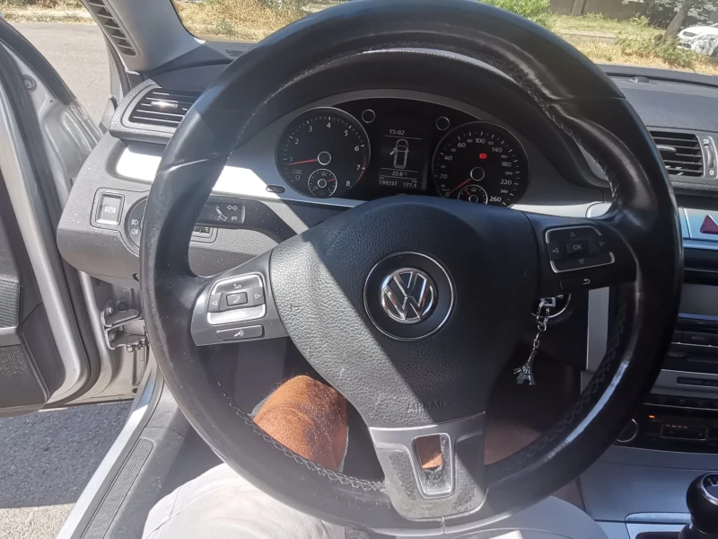 VW Passat 1.4i, снимка 14 - Автомобили и джипове - 47008841