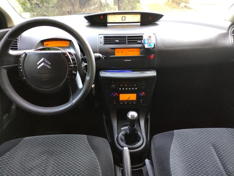 Citroen C4 1.6 Hdi, снимка 8 - Автомобили и джипове - 47623950