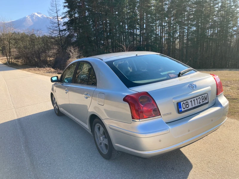 Toyota Avensis 2.0D4D, снимка 6 - Автомобили и джипове - 49361962