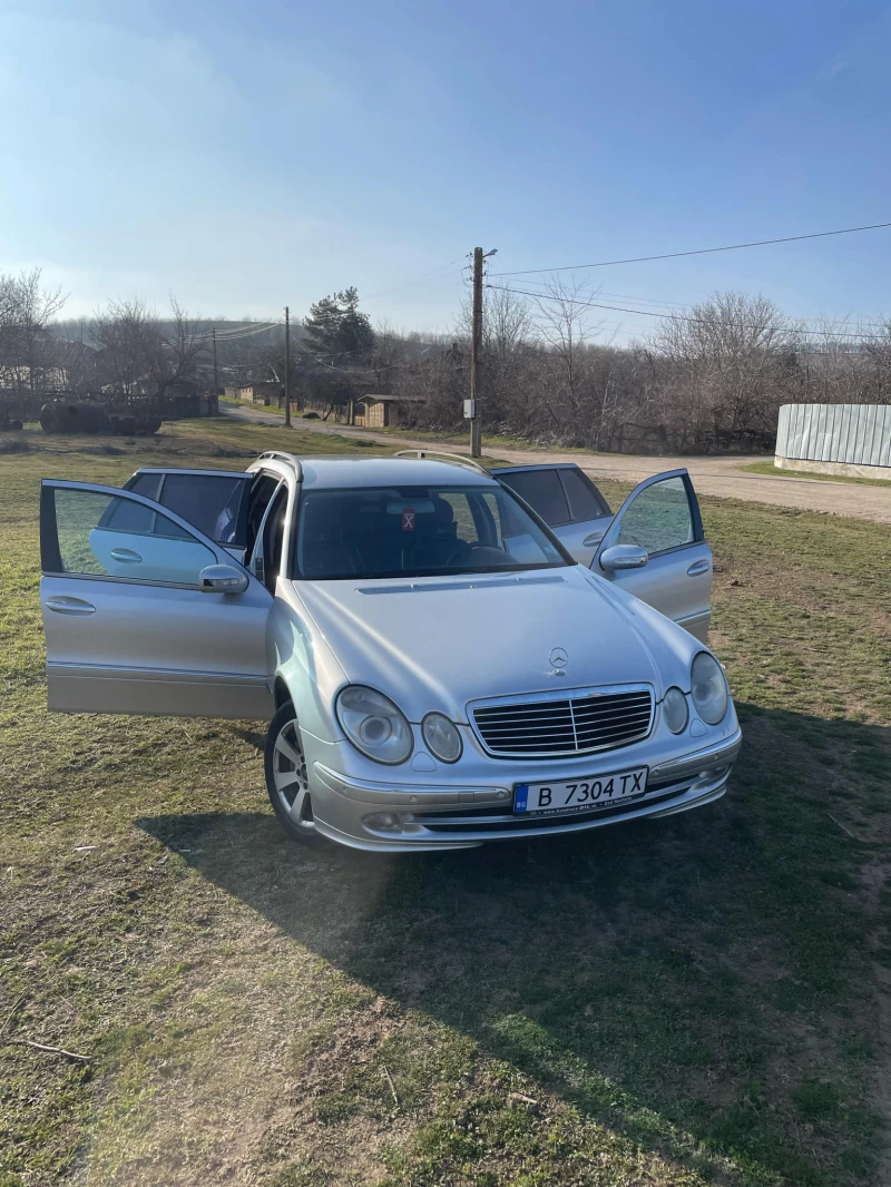 Mercedes-Benz E 320 320 , снимка 7 - Автомобили и джипове - 49392583