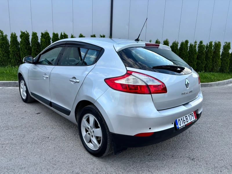 Renault Megane 1.6i/160 000 Хил.км/Внос Италия/Сервизна история/, снимка 4 - Автомобили и джипове - 50293274