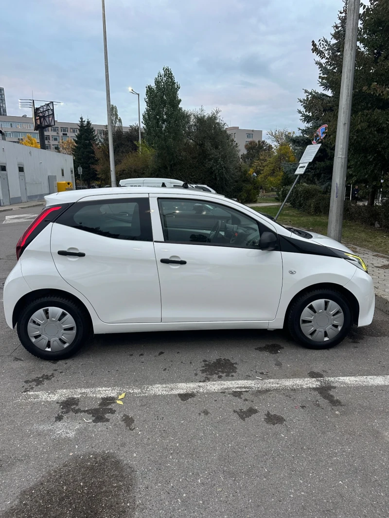 Toyota Aygo, снимка 8 - Автомобили и джипове - 52055686