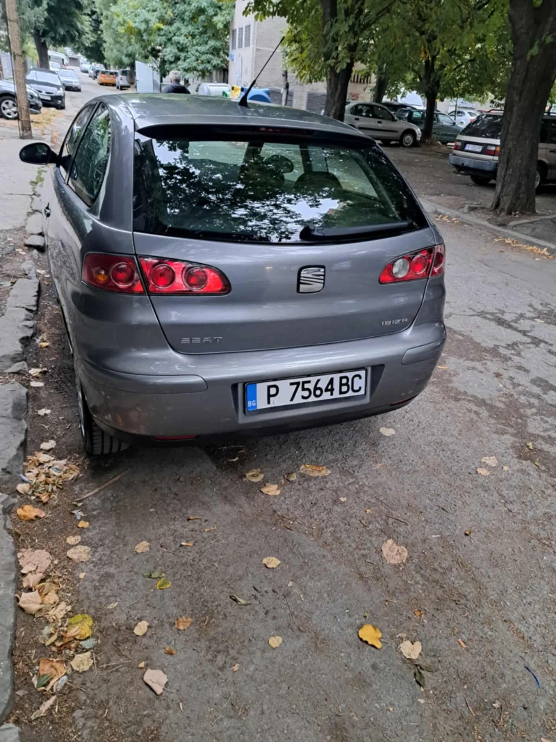 Seat Ibiza, снимка 3 - Автомобили и джипове - 52064373