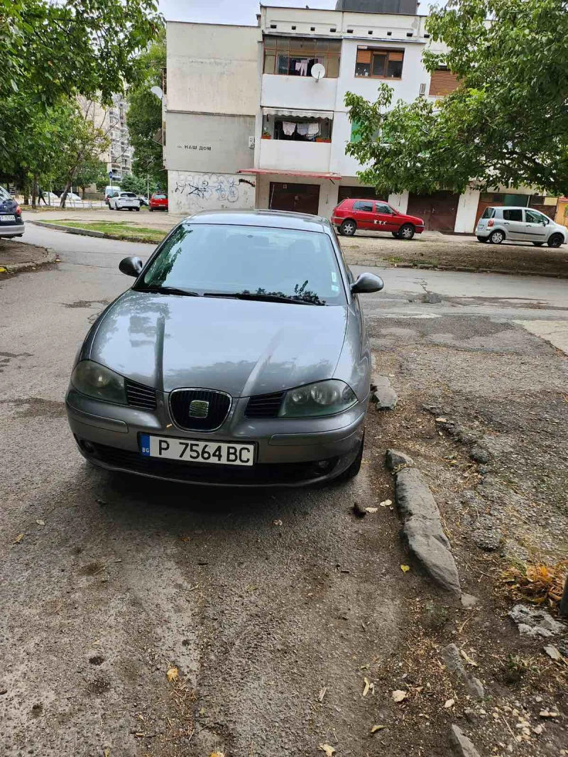 Seat Ibiza, снимка 8 - Автомобили и джипове - 52064373