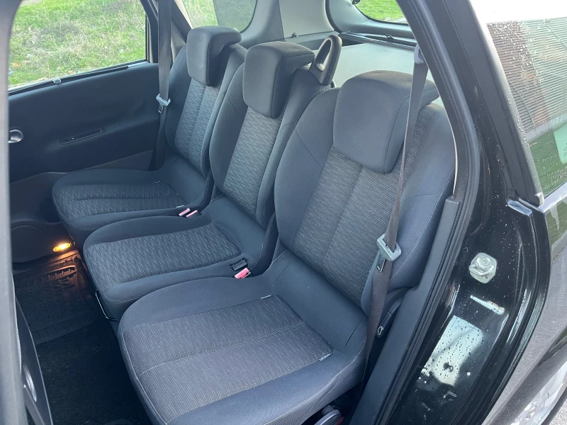 Renault Grand scenic 1.9 dCi, снимка 8 - Автомобили и джипове - 52774141