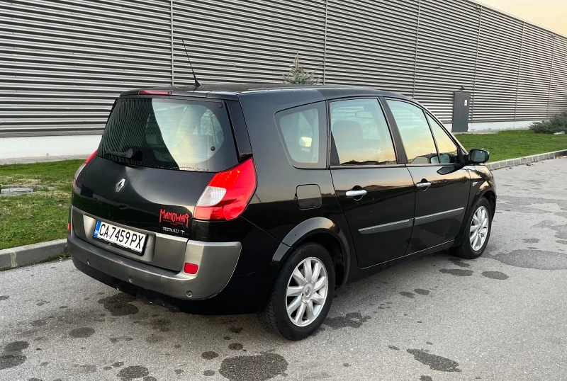 Renault Grand scenic 1.9 dCi, снимка 6 - Автомобили и джипове - 52774141