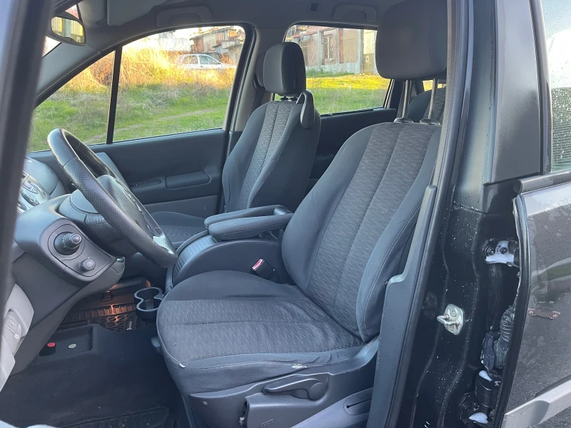 Renault Grand scenic 1.9 dCi, снимка 7 - Автомобили и джипове - 52774141