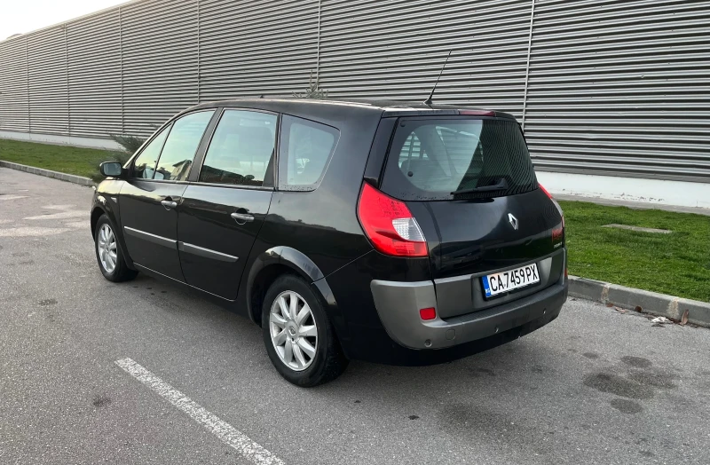 Renault Grand scenic 1.9 dCi, снимка 4 - Автомобили и джипове - 52774141