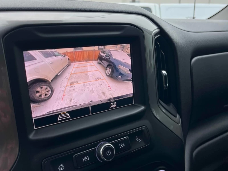 Chevrolet Silverado * Custom Trail Boss * CARFAX * БЕЗ ПЪРВОНАЧАЛНА ВН, снимка 14 - Автомобили и джипове - 52875926