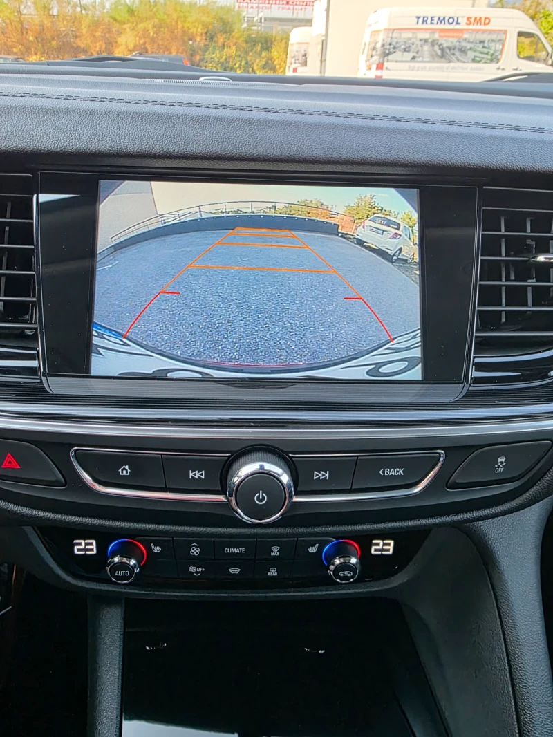 Opel Insignia Grand Sport 1.5 Turbo Inovation 24хил.км, снимка 12 - Автомобили и джипове - 52972806