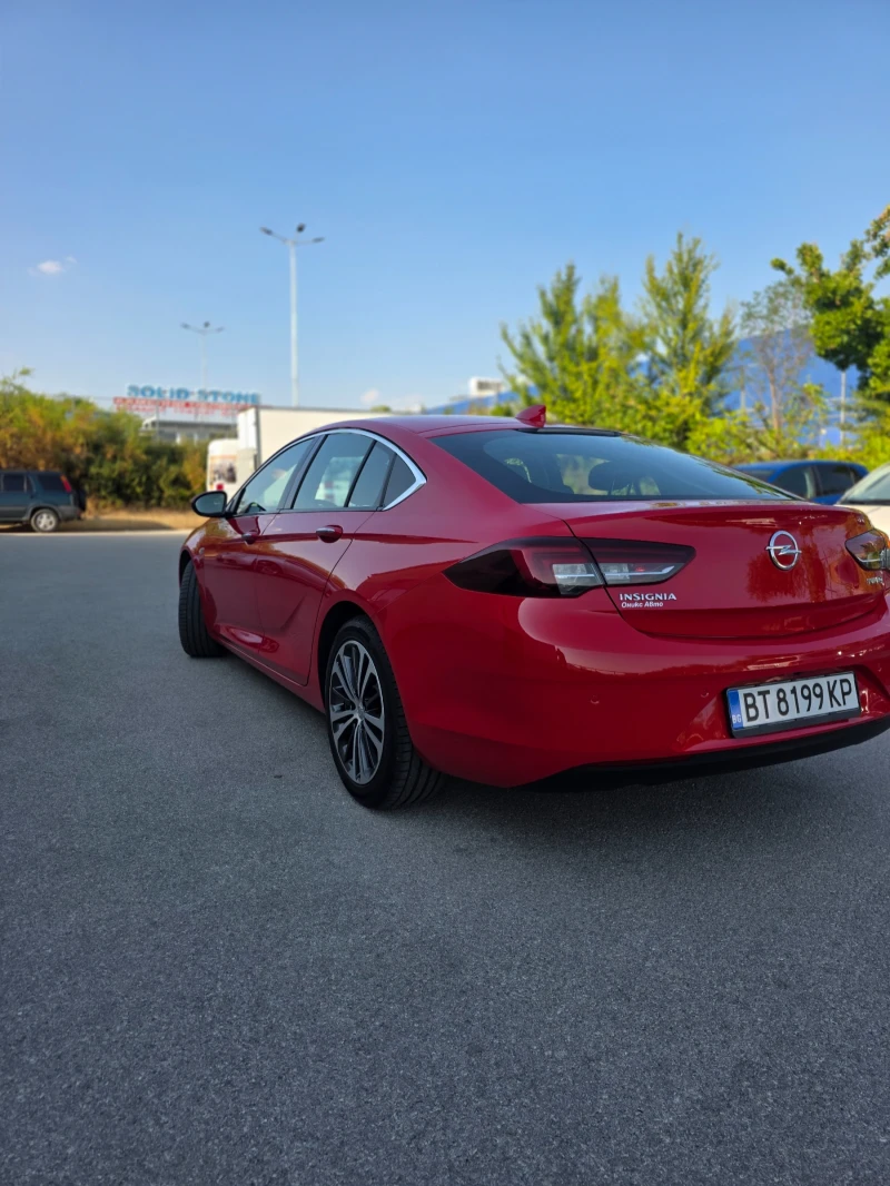 Opel Insignia Grand Sport 1.5 Turbo Inovation 24хил.км, снимка 2 - Автомобили и джипове - 52972806