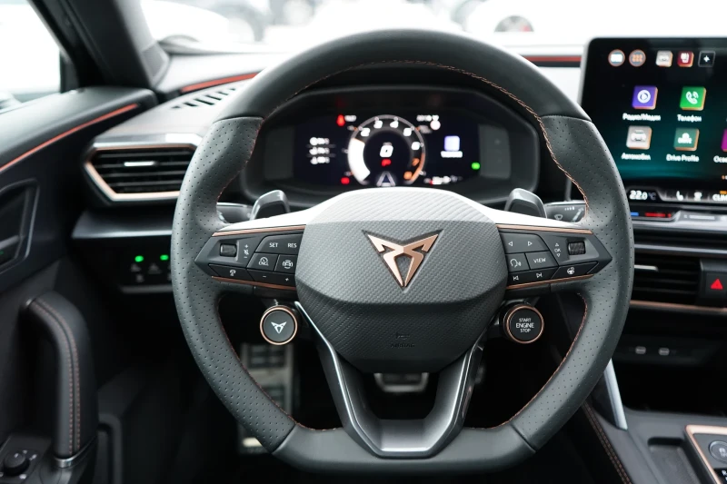 Cupra Formentor 2.0 VZ* 4x4* FACELIFT* Camera* Caplay* , снимка 13 - Автомобили и джипове - 53087235