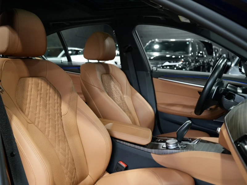 BMW 530  С РЕГИСТРАЦИЯ & АВТО КРЕДИТ , снимка 11 - Автомобили и джипове - 53258738