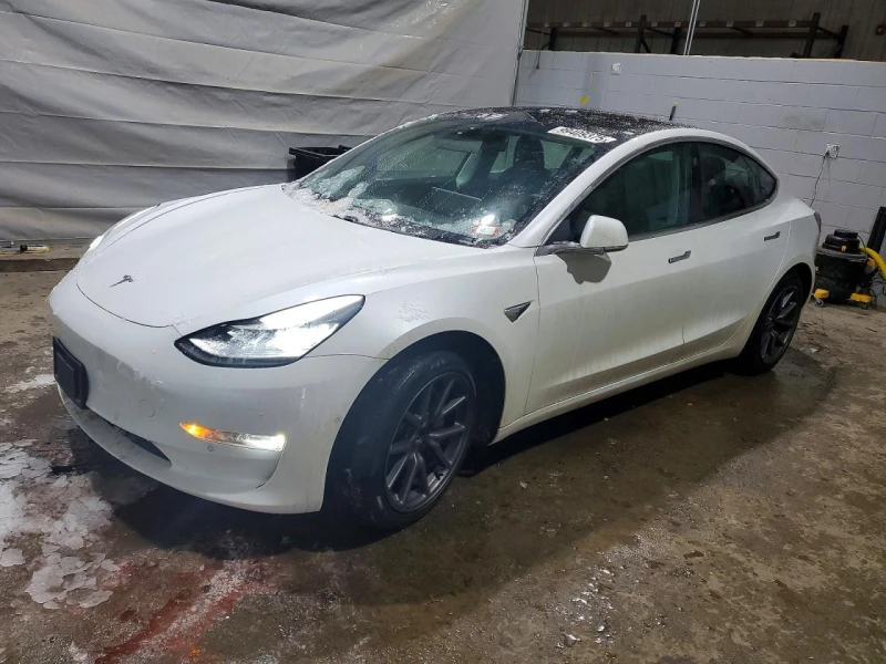 Tesla Model 3 AWD* DUAL MOTOR* ПАНОРАМА* КОЖА* ПОДГРЕВИ* FRUNK* 