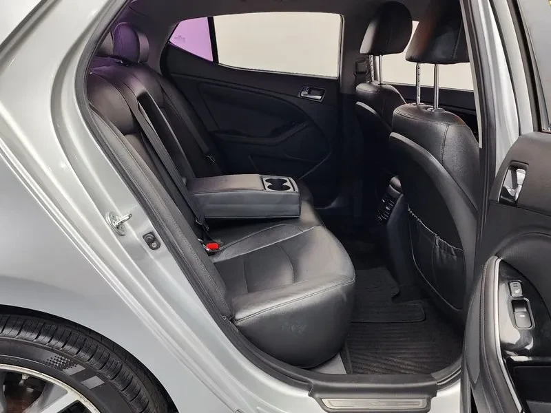 Kia K5 2.0, снимка 12 - Автомобили и джипове - 54262134