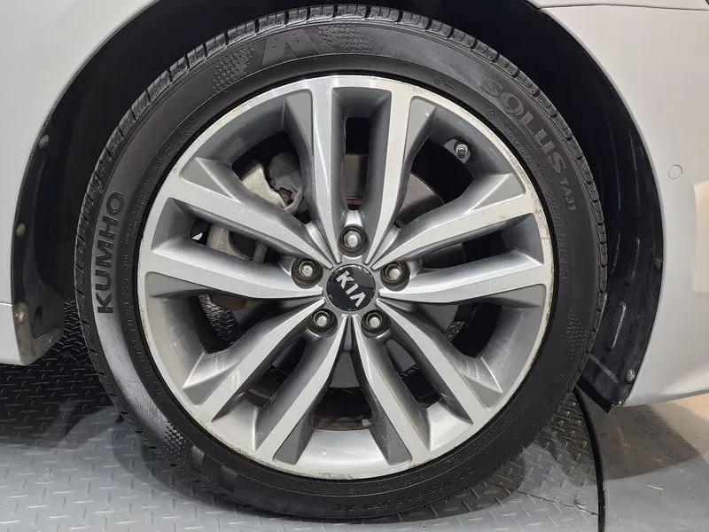 Kia K5 2.0, снимка 5 - Автомобили и джипове - 54262134