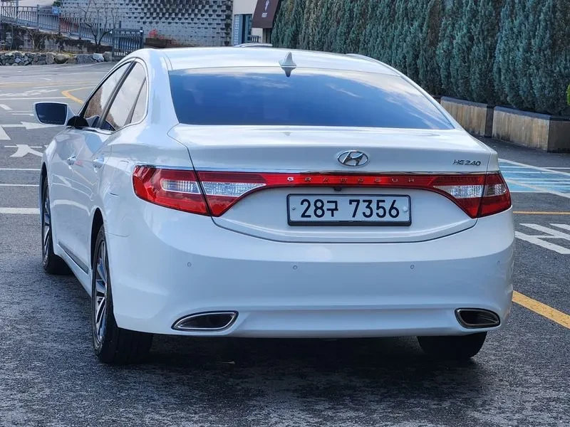 Hyundai Grandeur 2.4, снимка 4 - Автомобили и джипове - 54626076