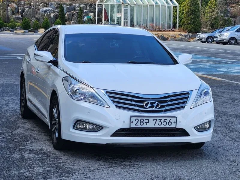Hyundai Grandeur 2.4, снимка 2 - Автомобили и джипове - 54626076