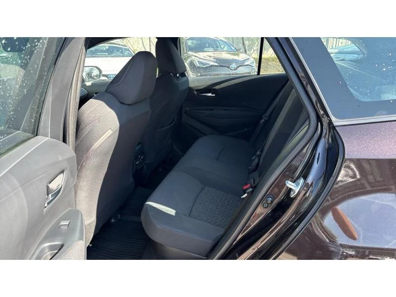 Toyota Corolla TS 1.8 HSD Executive, снимка 11 - Автомобили и джипове - 54707767
