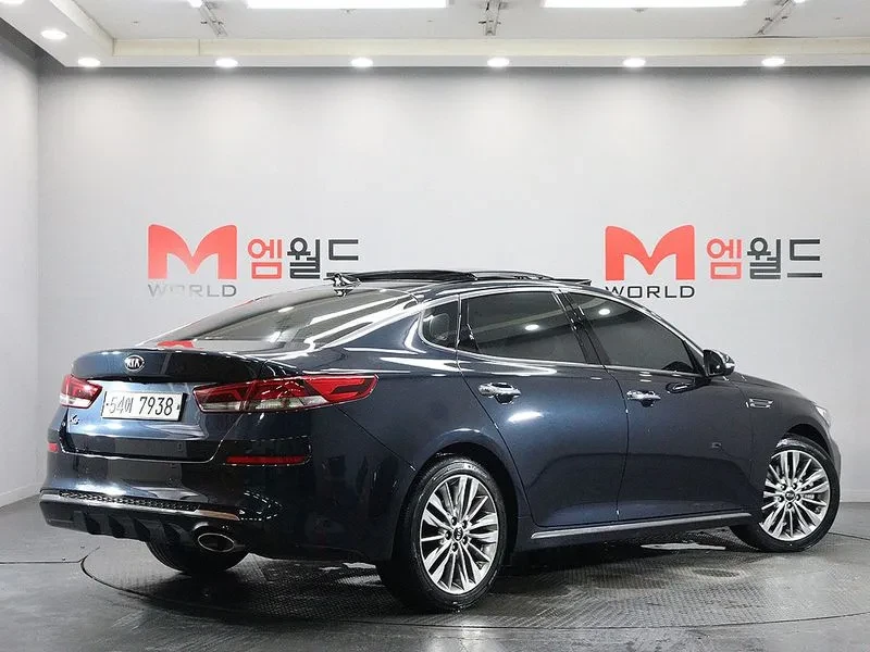 Kia K5 2Nd Generation 2.0 Intelligent, снимка 4 - Автомобили и джипове - 55949741