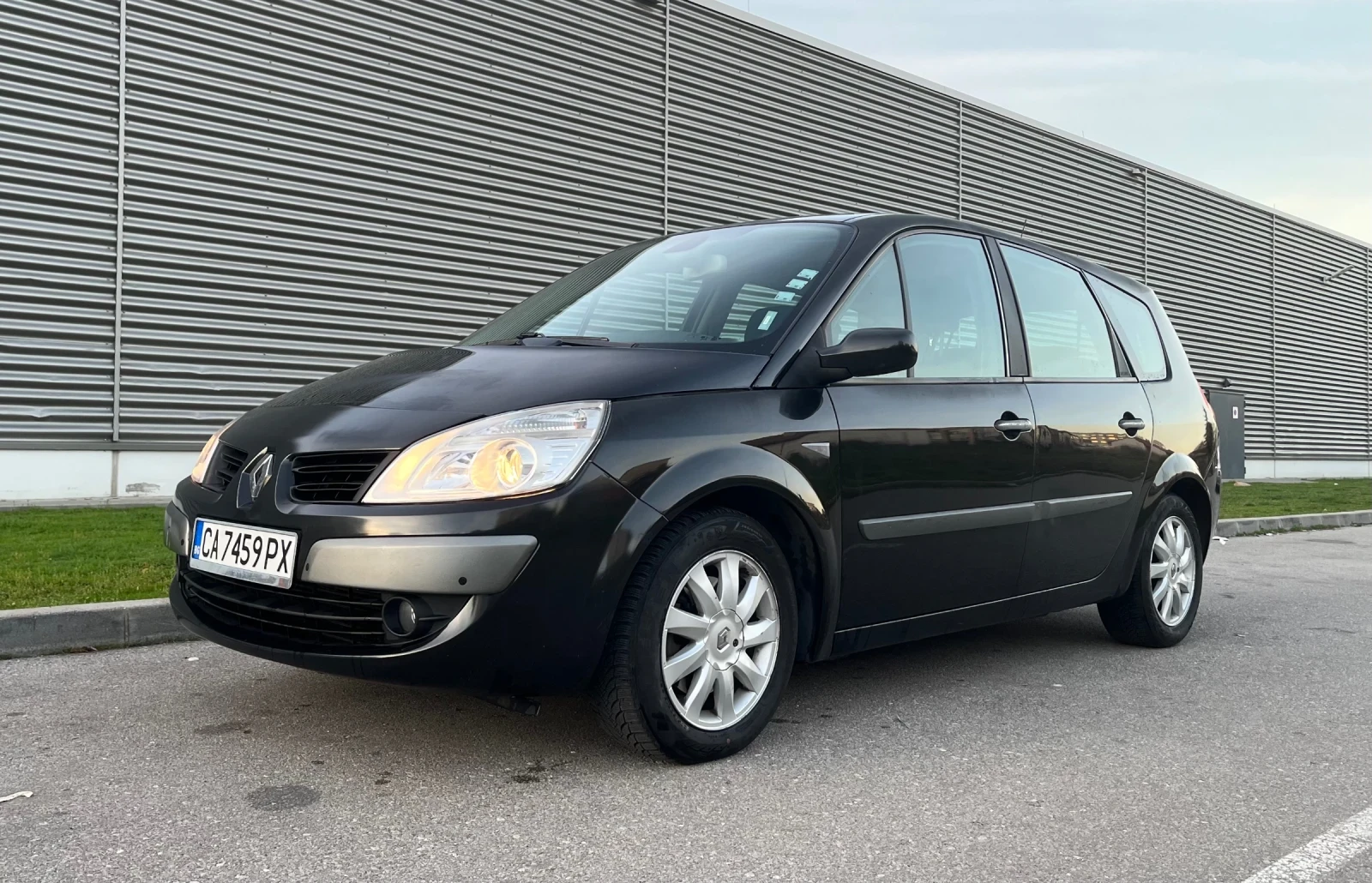 Renault Grand scenic 1.9 dCi, снимка 1