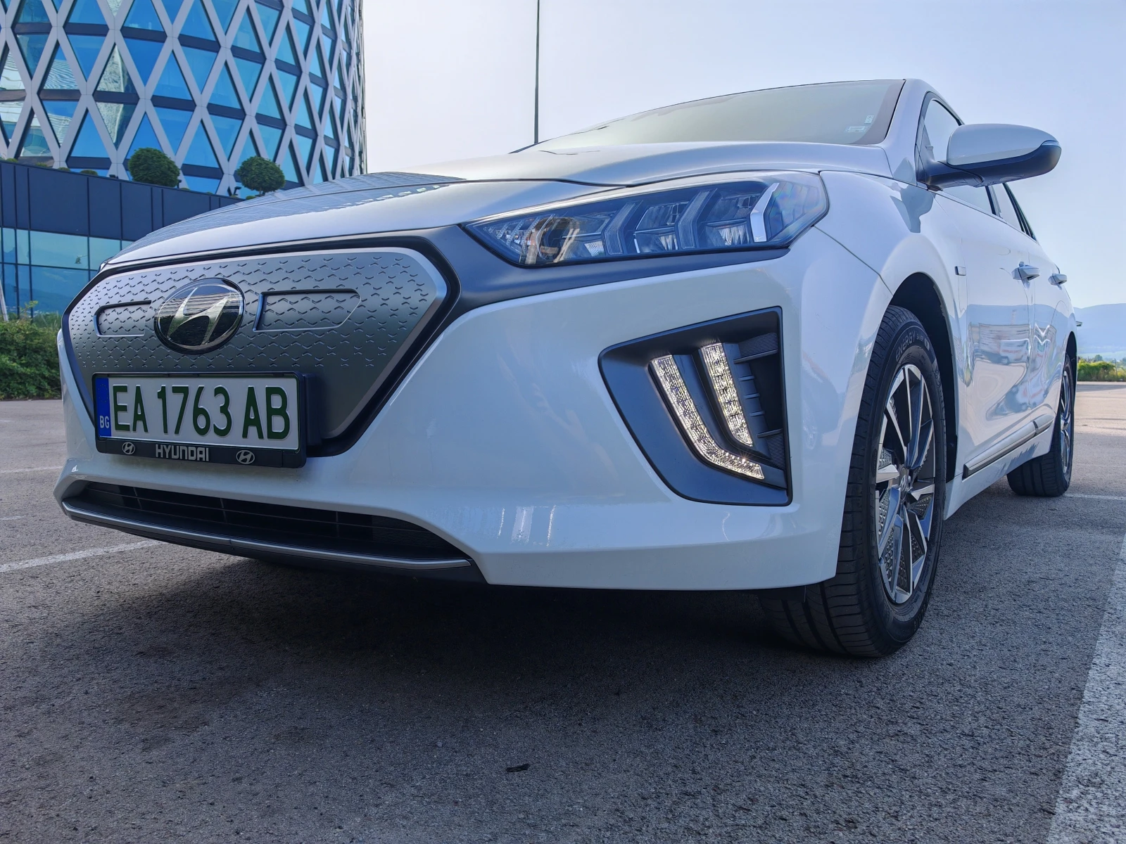 Hyundai Ioniq Facelift в ГАРАНЦИЯ, Термопомпа, Infinity Premium  - изображение 9