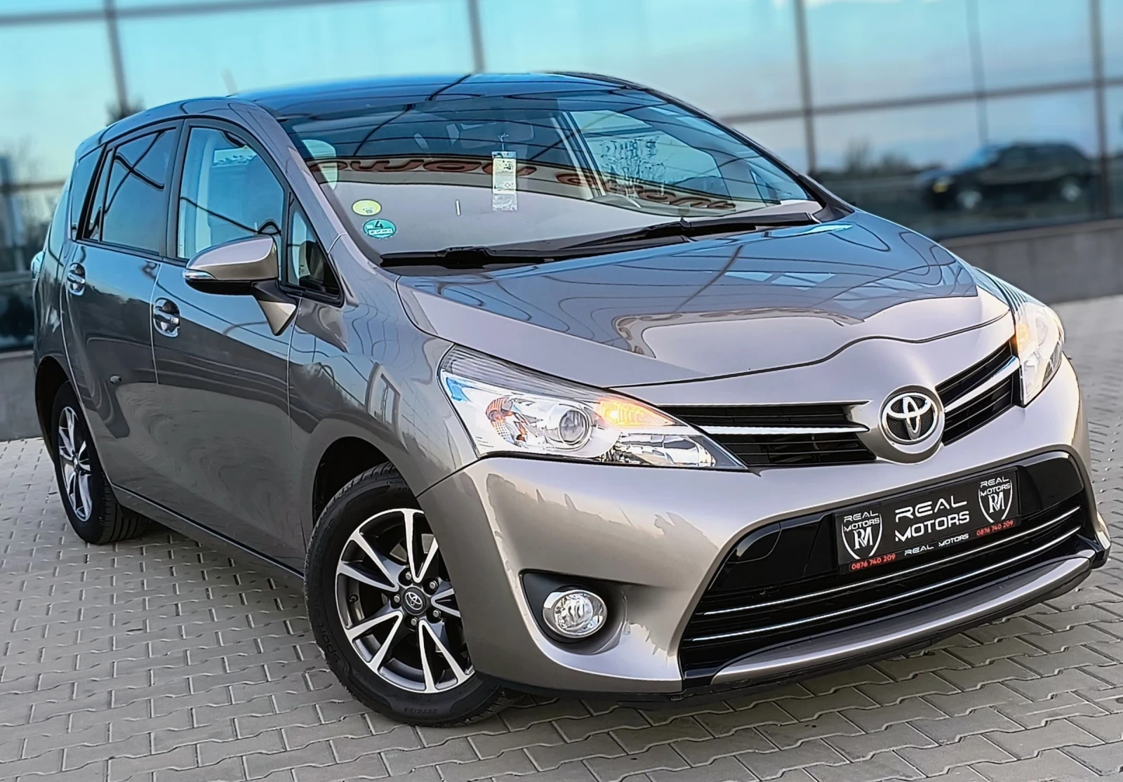 Toyota Verso 1.6D4D SkyViev Edition - изображение 2