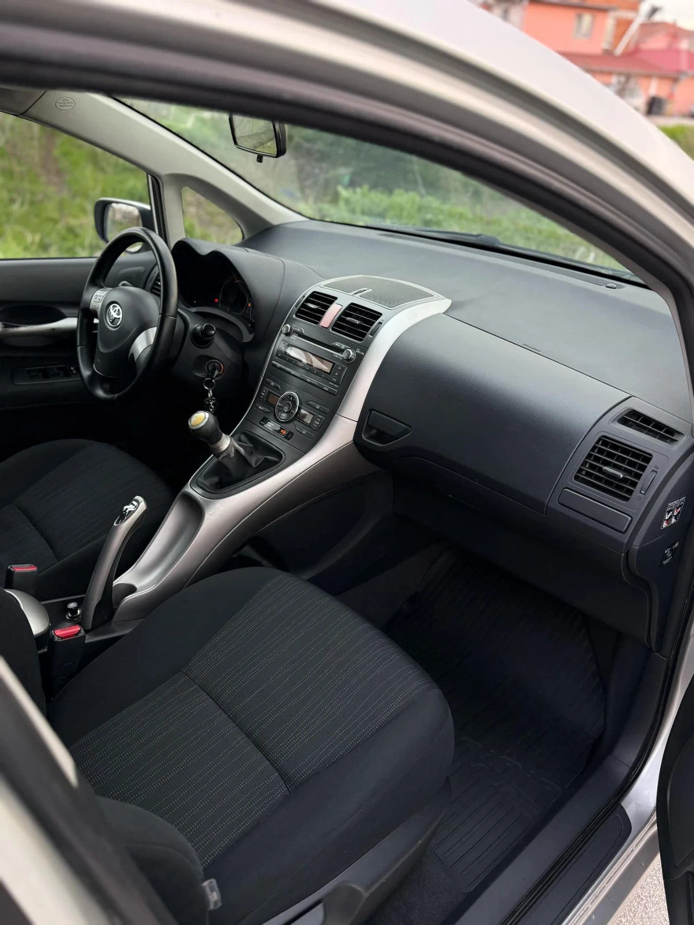 Toyota Auris 1.6I LPG - изображение 6