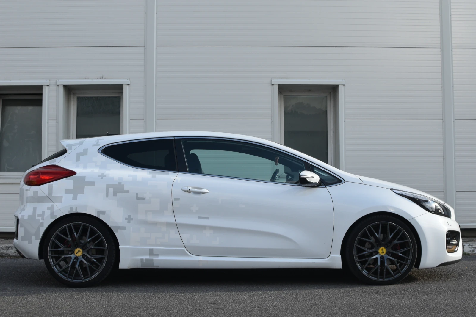 Kia Pro ceed Gt-Track 1.6 TGDI * Full* * Panorama*  - изображение 5
