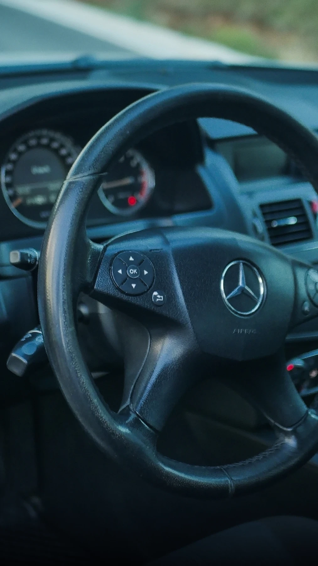 Mercedes-Benz C 220  - изображение 9