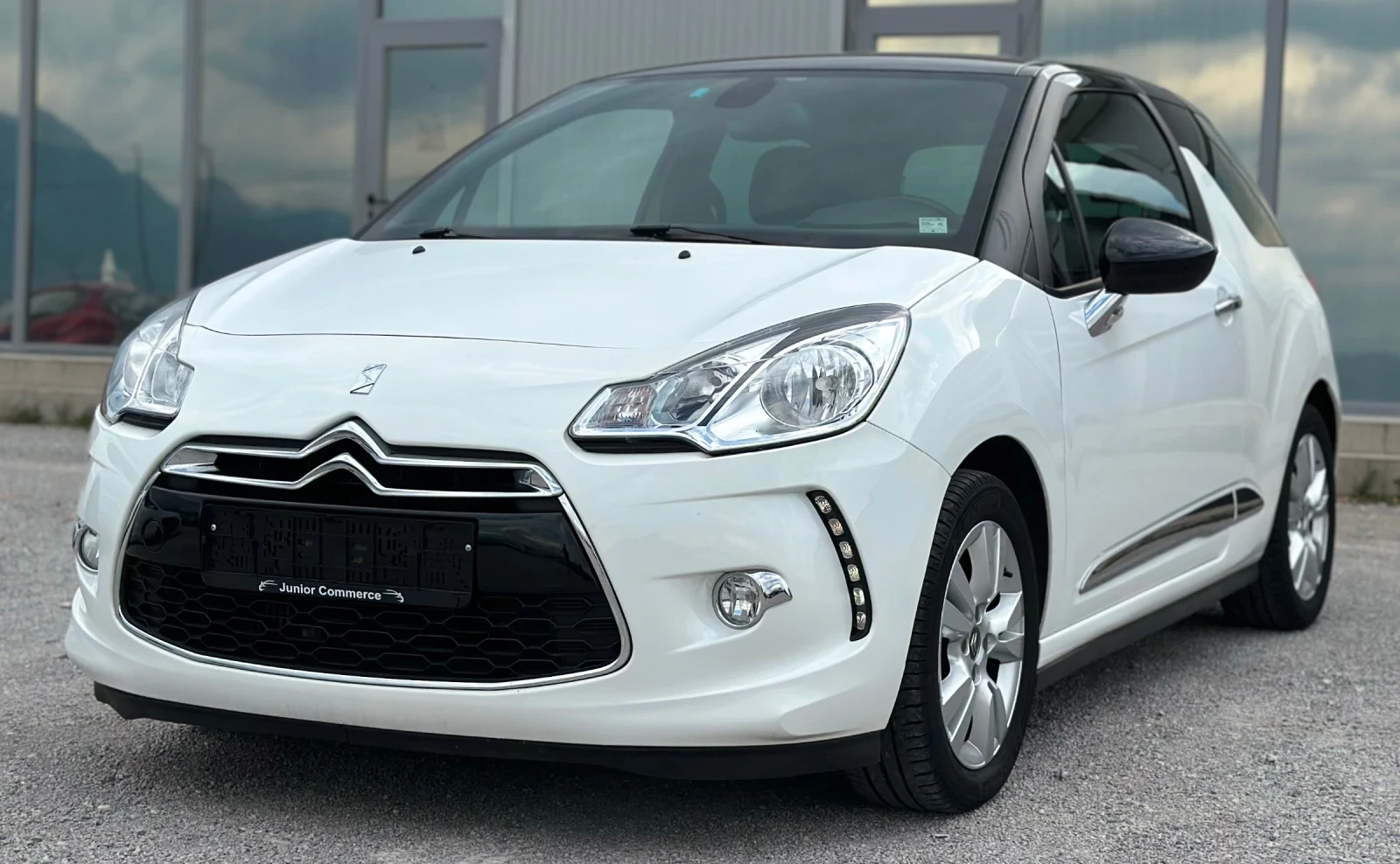 Citroen DS3 1.6HDi-112кс-100000км-СЕРВИЗНА ИСТОРИЯ-LED-NEW-TOP - изображение 3