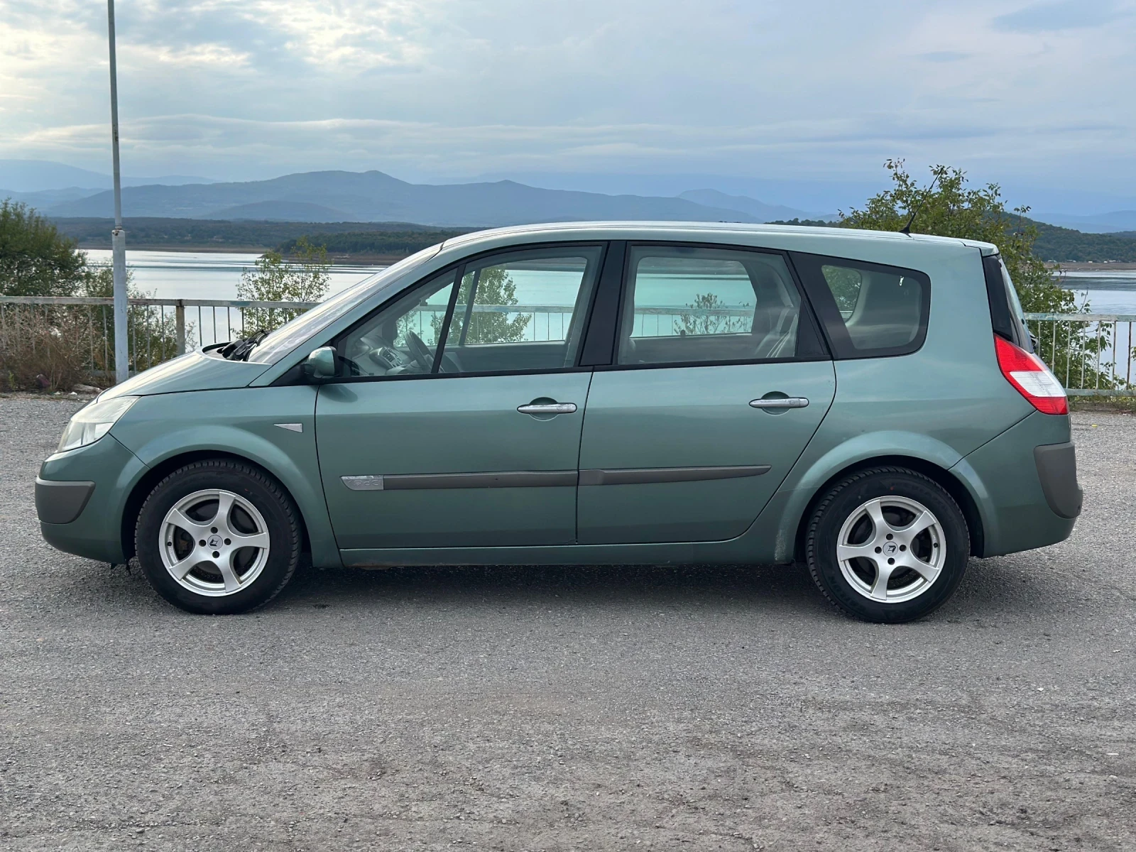 Renault Scenic  - изображение 4