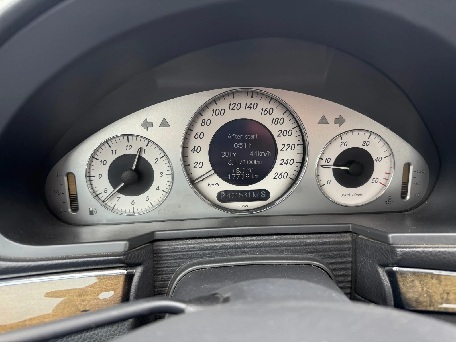 Mercedes-Benz E 220 Avantgarde | Mobile.bg   14