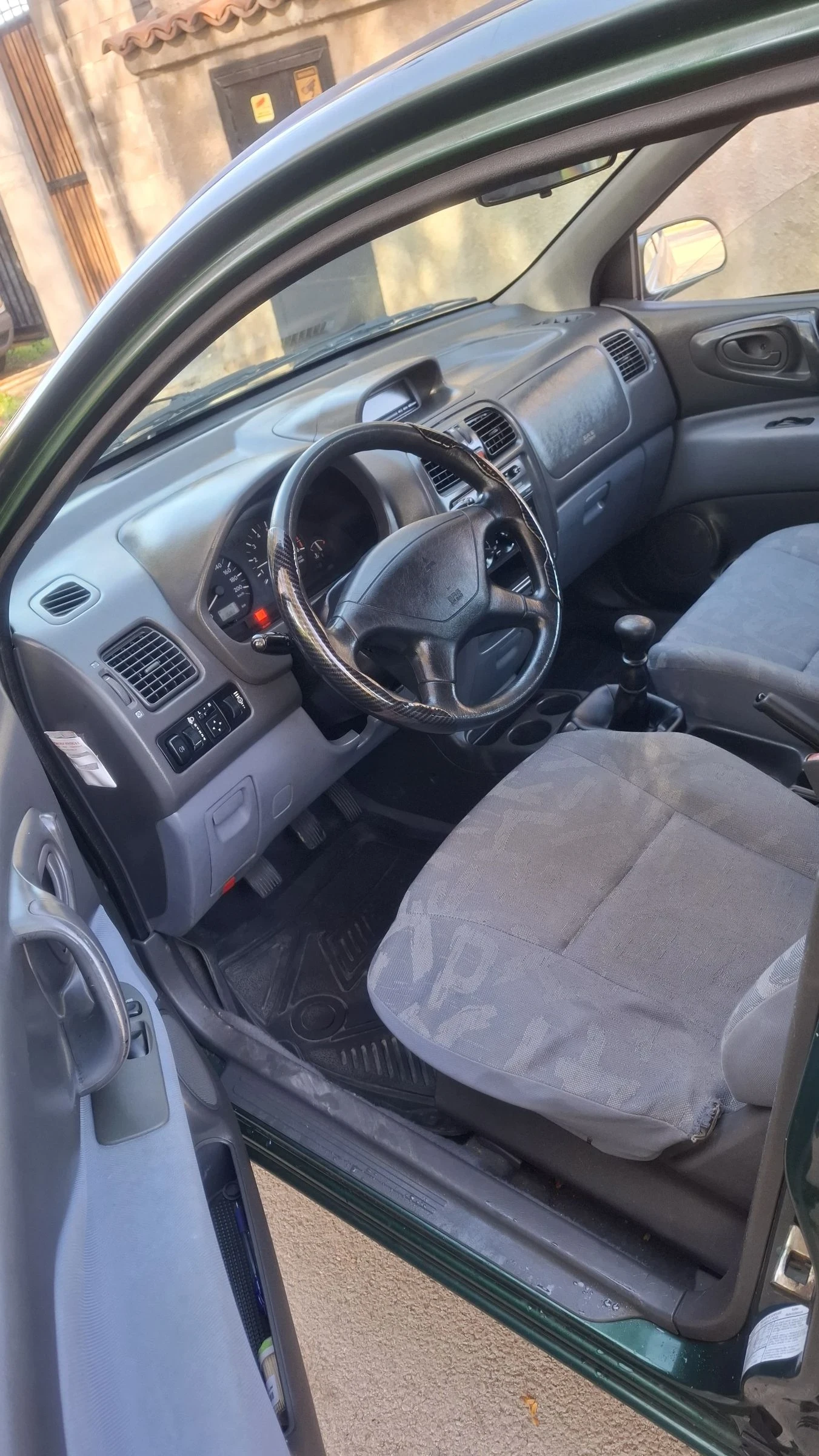 Mitsubishi Space star 1.3 82кс - изображение 8