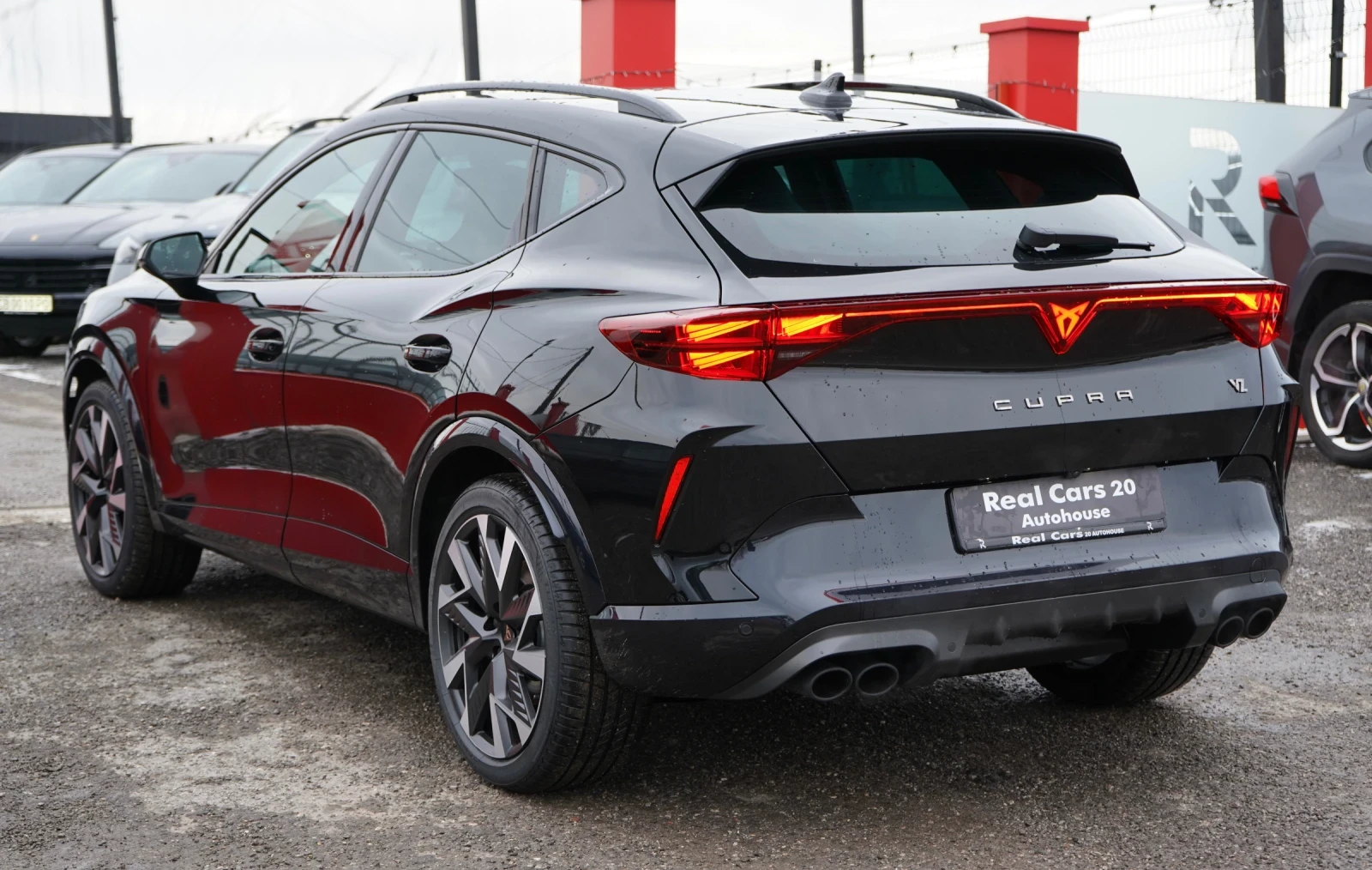 Cupra Formentor 2.0 VZ* 4x4* FACELIFT* Camera* Caplay*  - изображение 6