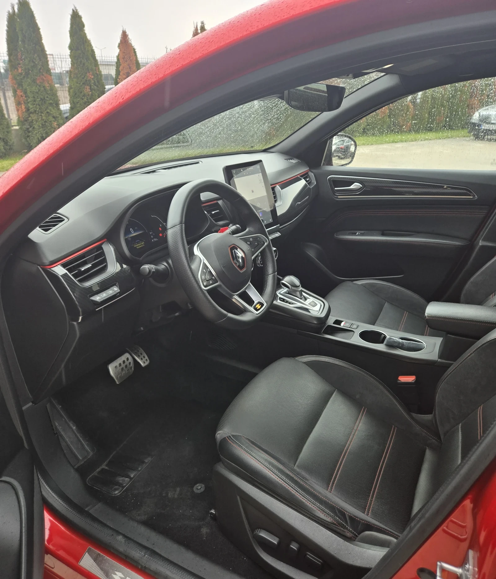 Renault Arkana RS-LINE, снимка 10 - Автомобили и джипове - 53728516