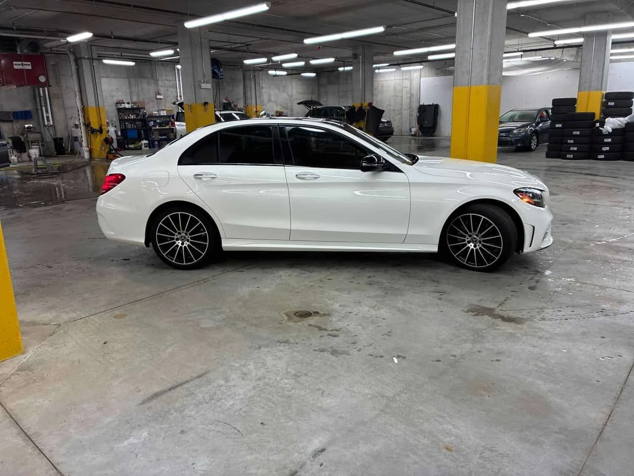 Mercedes-Benz C 300 | AMG-LINE| ОТ ПРЕДСТАВИТЕЛСТВО| 2 КЛЮЧА| CARFAX, снимка 6 - Автомобили и джипове - 54754765