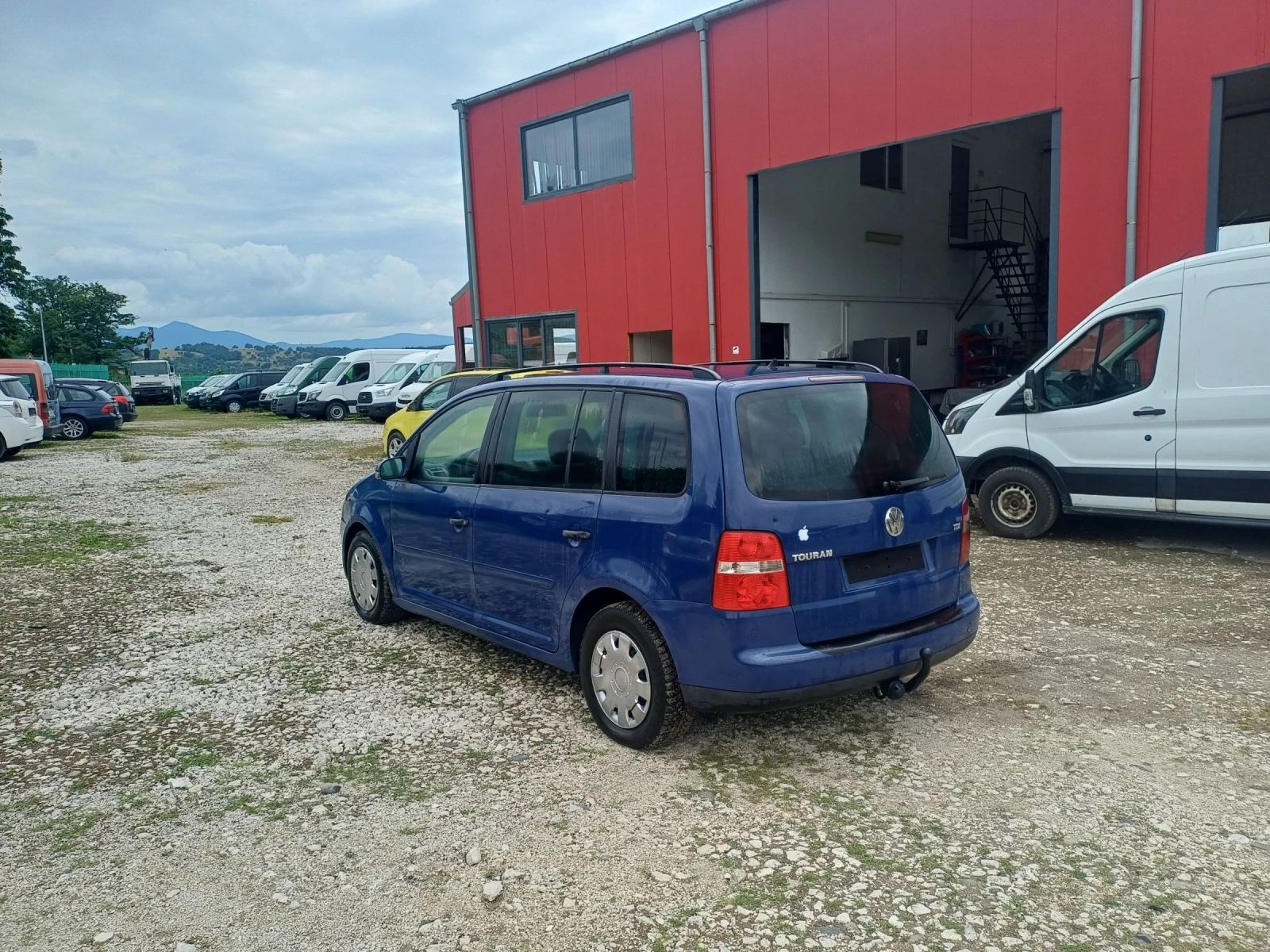 VW Touran 2, 0tdi, avtomat, снимка 6 - Автомобили и джипове - 55038988