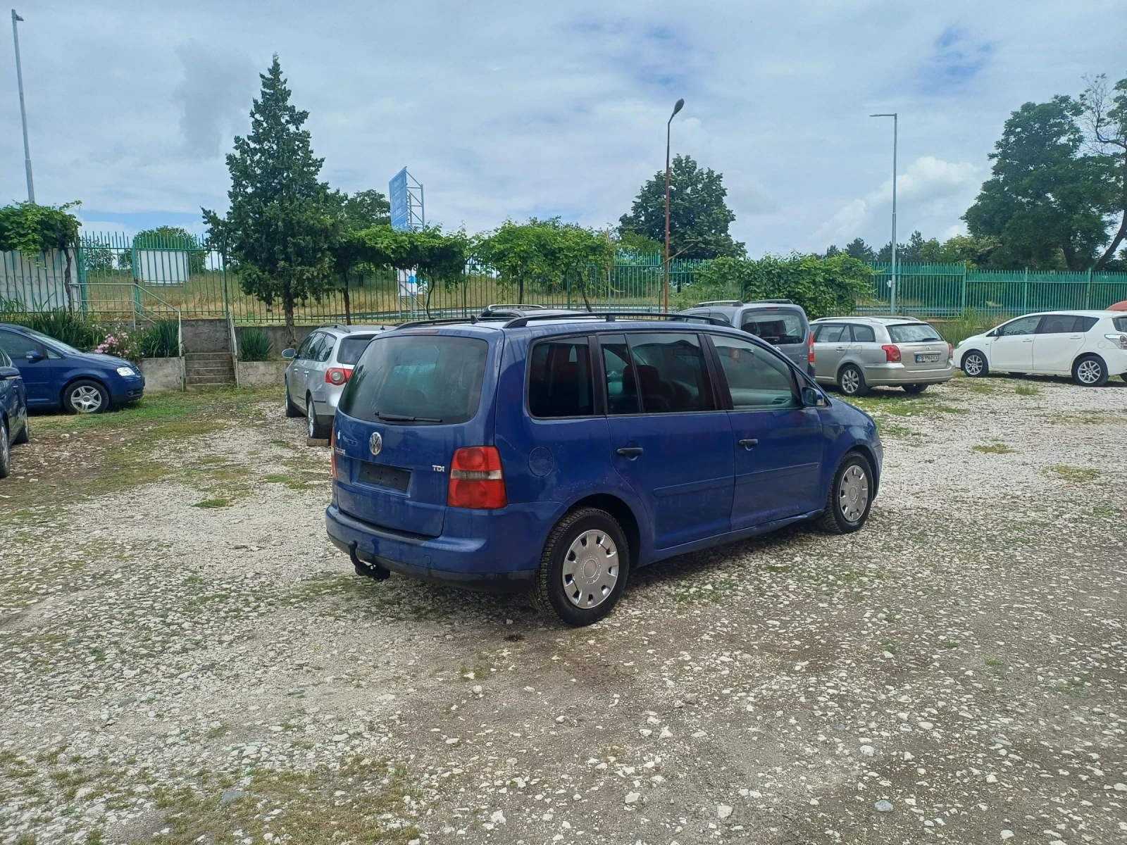 VW Touran 2, 0tdi, avtomat, снимка 4 - Автомобили и джипове - 55038988
