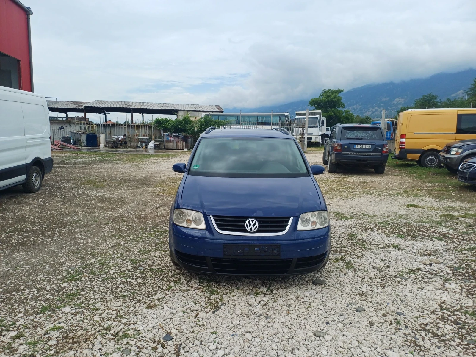 VW Touran 2, 0tdi, avtomat, снимка 2 - Автомобили и джипове - 55038988