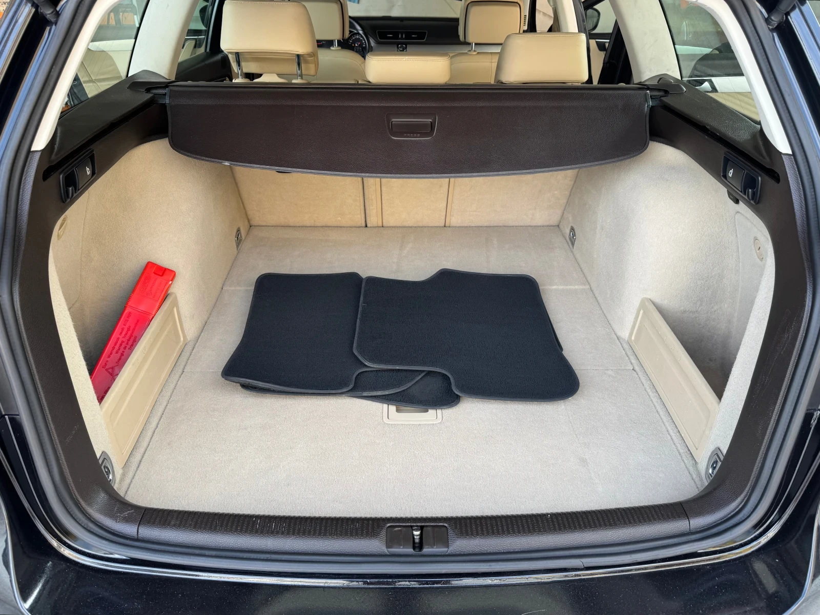 VW Passat 2, 0TDi* HIGH LINE* РЕАЛНИ КМ* EURO 5, снимка 16 - Автомобили и джипове - 55144936