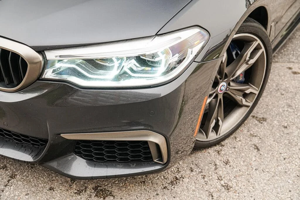 BMW 550 CARBON/BOWERS/360/HUD/ОБДУХВАНЕ/PANORAMA/, снимка 3 - Автомобили и джипове - 55404488