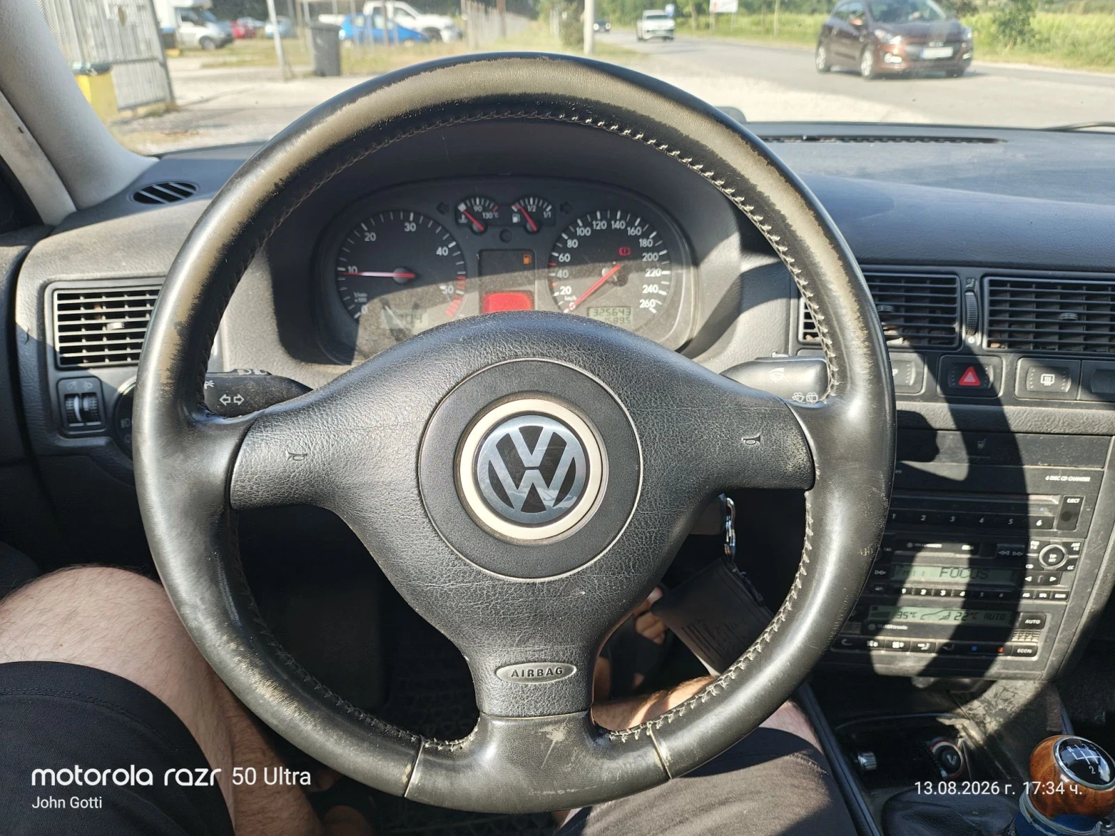 VW Touran 1.9 TDi, 6 скорости, 105 к.с. климатроник, 2009г., снимка 10 - Автомобили и джипове - 55656764