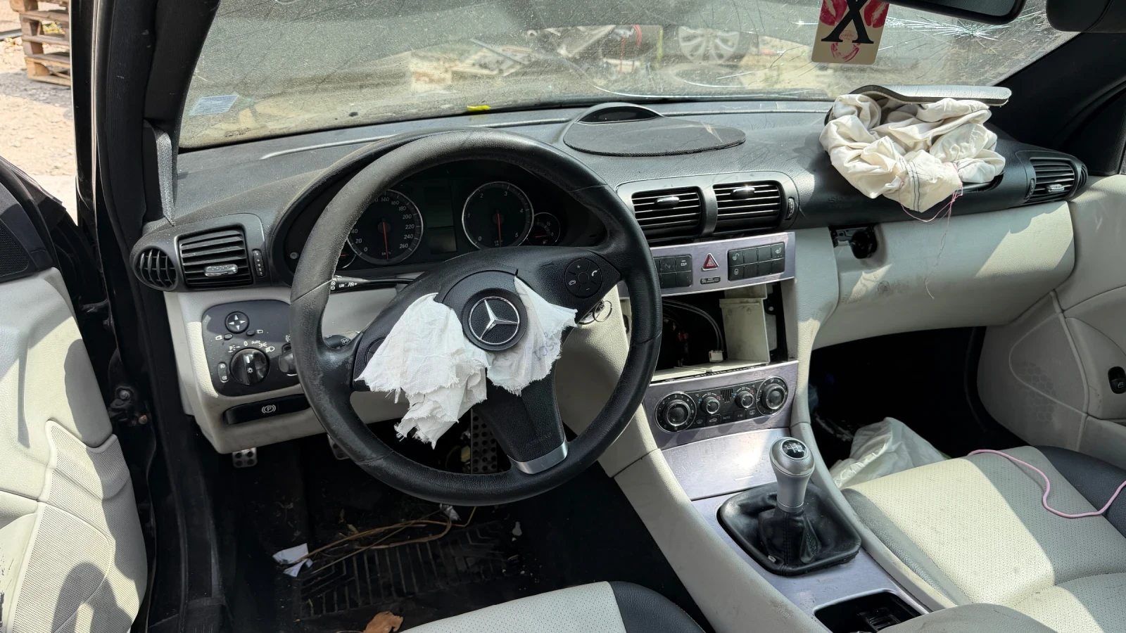 Mercedes-Benz CLC 200, снимка 6 - Автомобили и джипове - 56066516