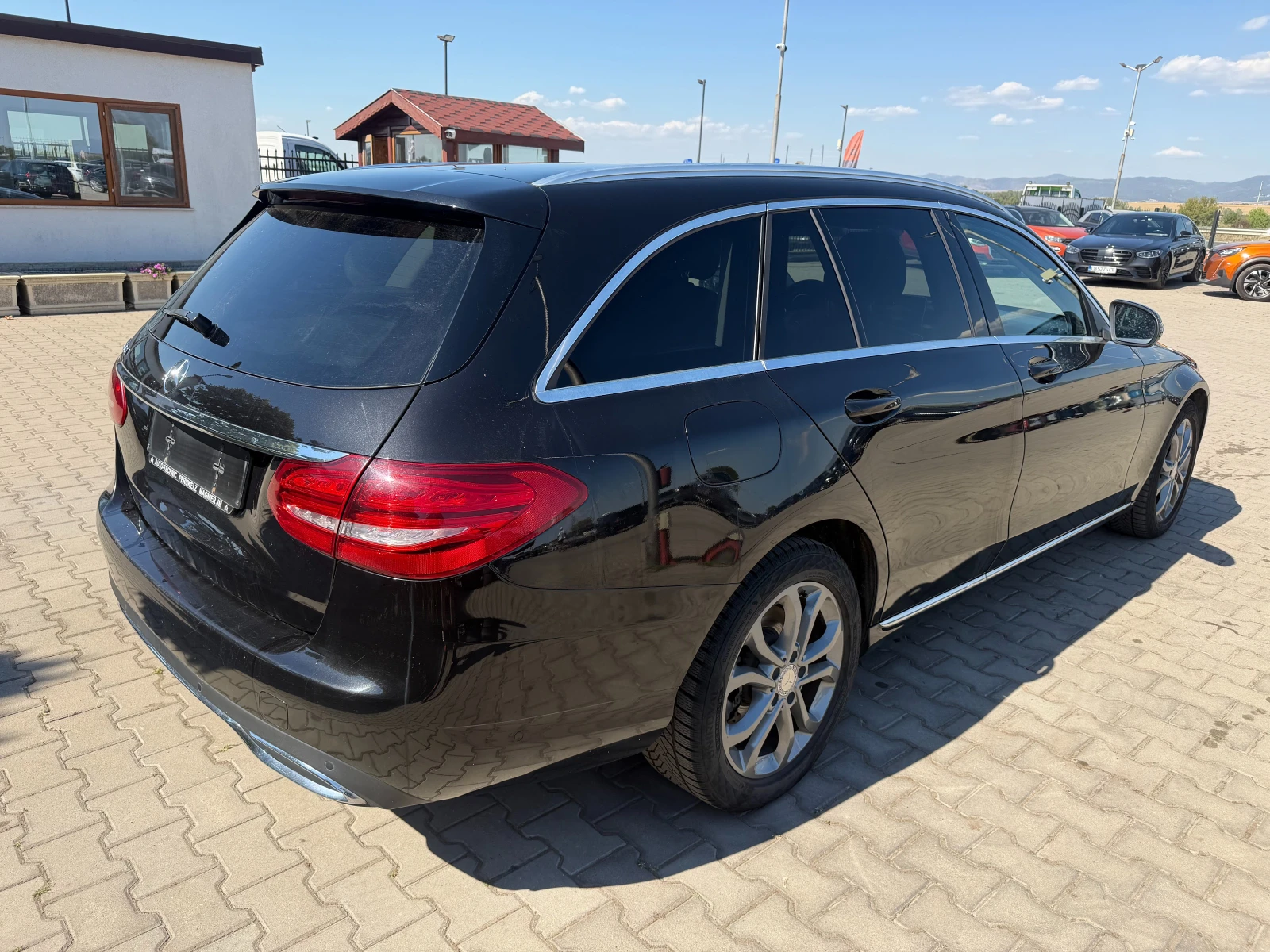 Mercedes-Benz C 200 CDI AVTOMAT/KAMERA/NAVI/KOJA EURO 6, снимка 6 - Автомобили и джипове - 56130856