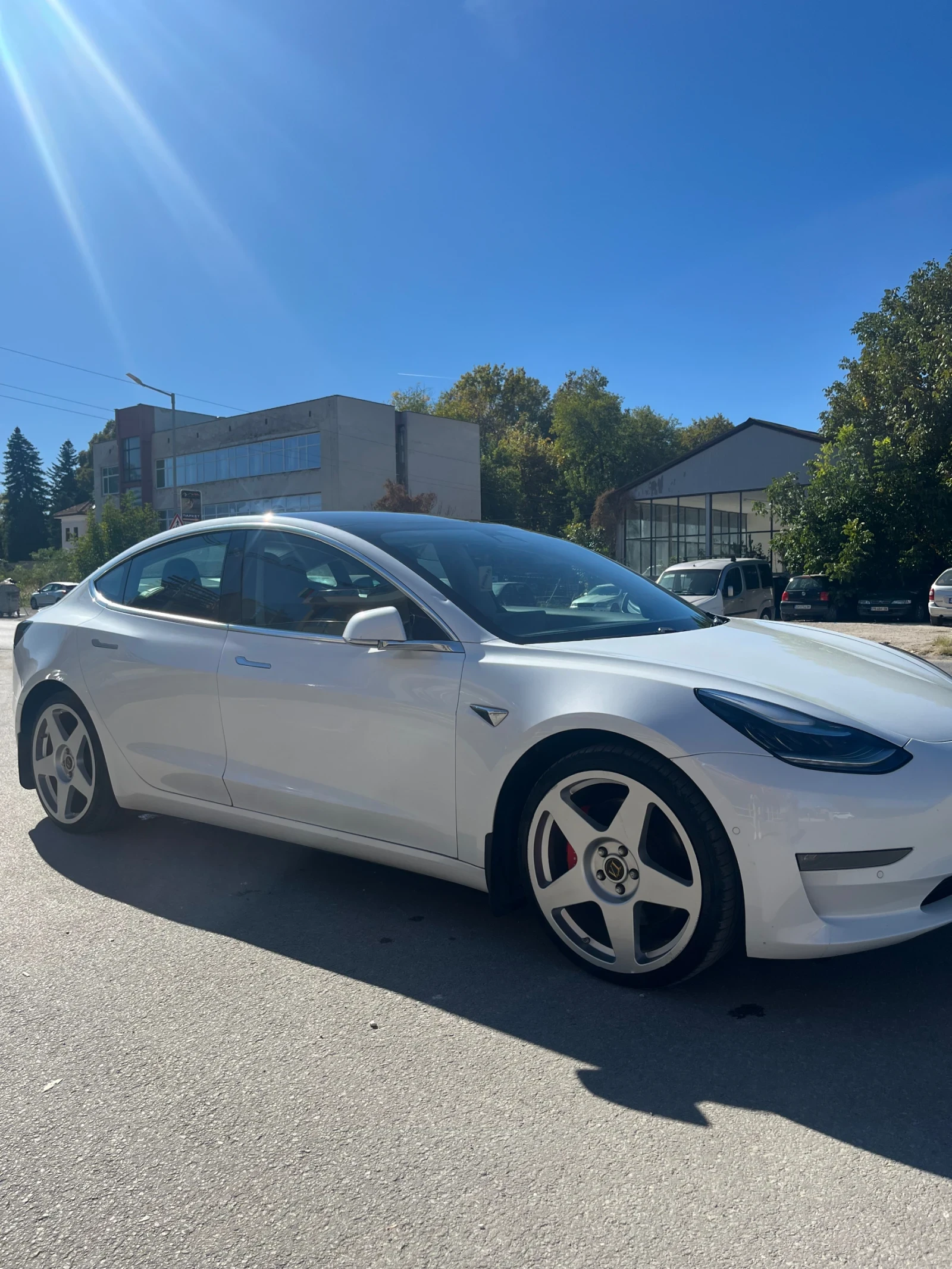 Tesla Model 3, снимка 2 - Автомобили и джипове - 56347006